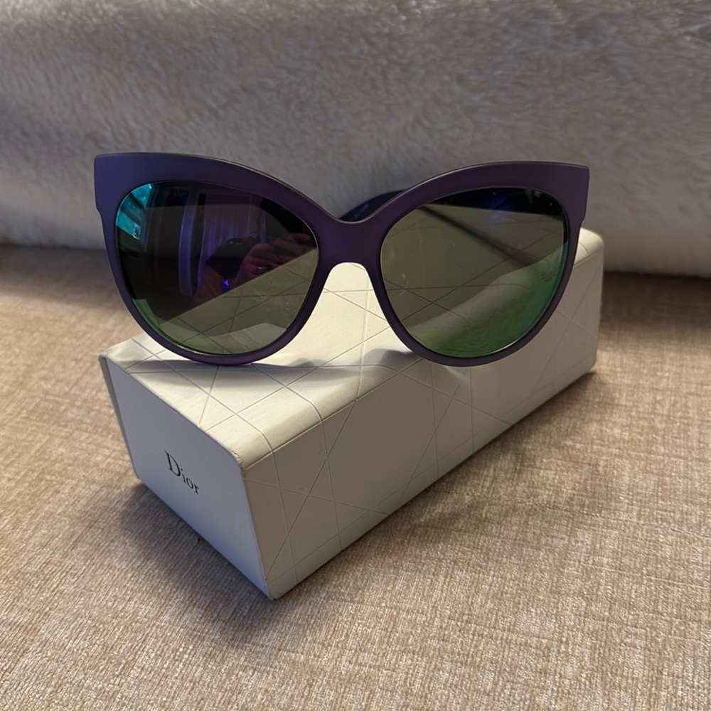 Stunning Christian Dior Violet sunglasses